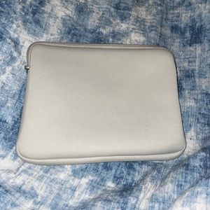 silver ipad travel case